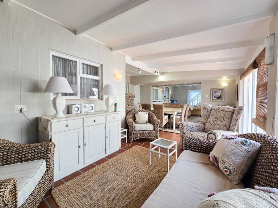 4 Bedroom Property for Sale in Stilbaai Wes Western Cape